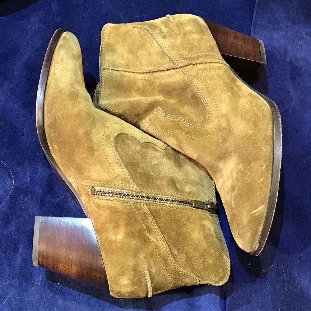 Frye suede western booties, sz. 10, EUC,inside zip